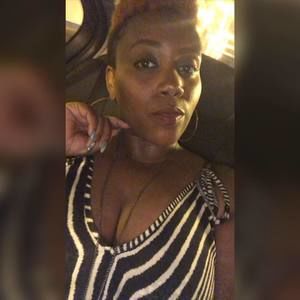 Meet your Posher, Angelique